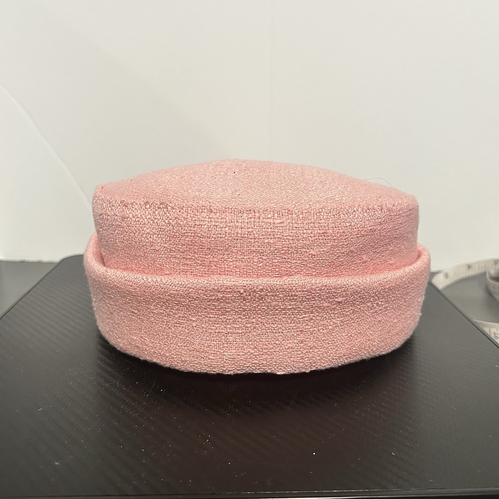Vintage Ladies Pink Pillbox Hat With White Lining NICE 1950's-1960's